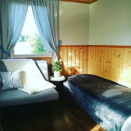 Bed and Breakfast Mustijoki 3*